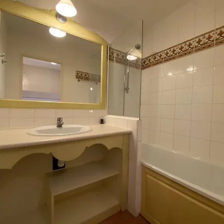 Appartement Les Issambres, 1 Pièce, 4 Personnes - Fr-1-226-455 Saint-Peïre-sur-Mer