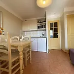Familial 4 Pers. Avec Piscine, Tennis Et Parking - Les Issambres - Fr-1-226-455 Apartmán *