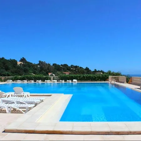 Apartment Familial 4 Pers. Avec Piscine, Tennis Et Parking - Les Issambres - Fr-1-226-455